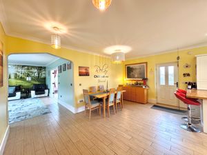 Photo 14- click for photo gallery